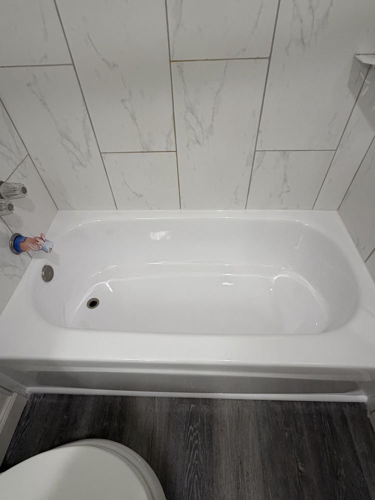 Bathtub refinishing in progress